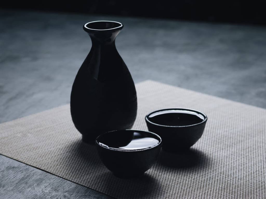 お酒　イメージ